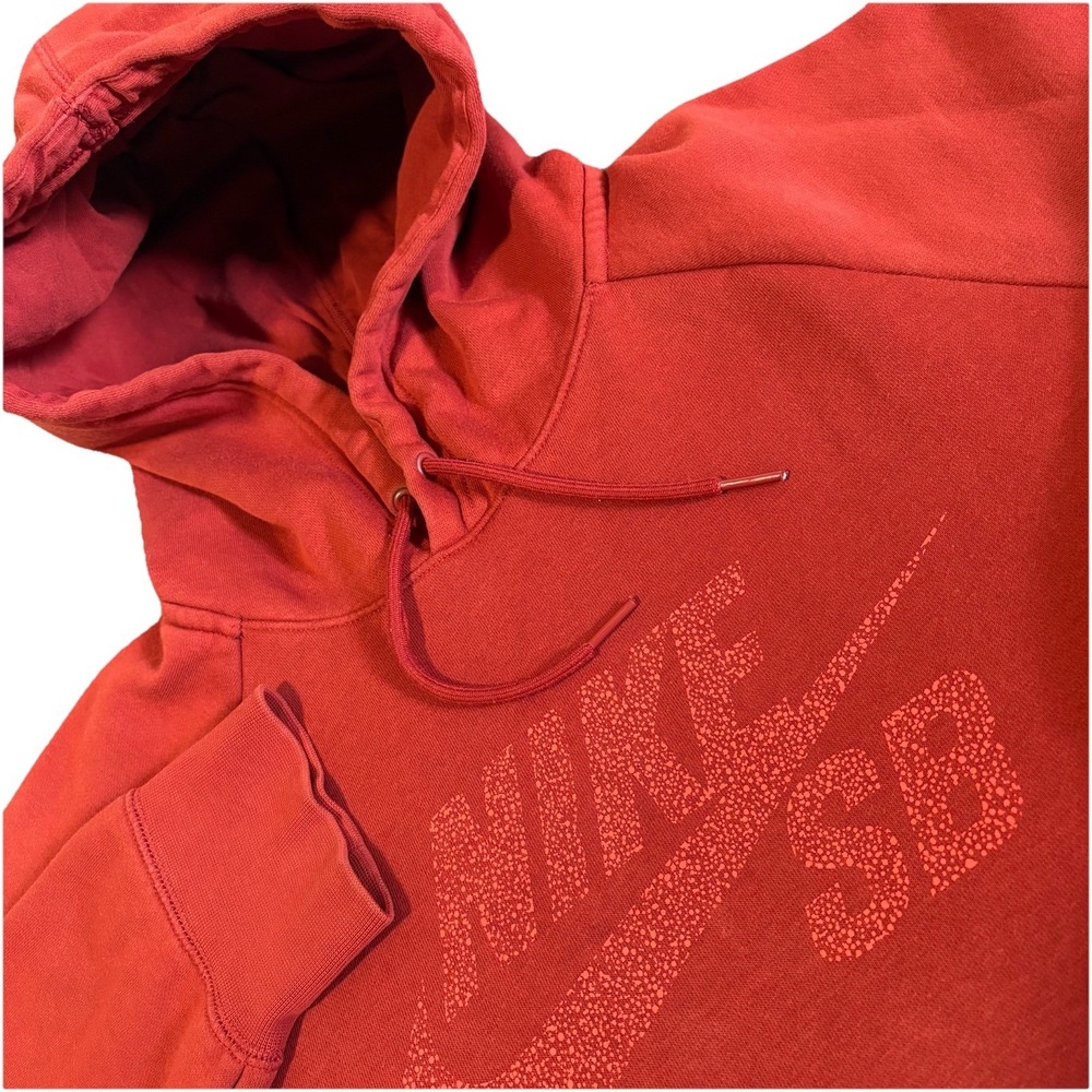 Nike SB Hoodie Men XL Tangerine Skateboarding Grunge Street Wear Spell Out Faded